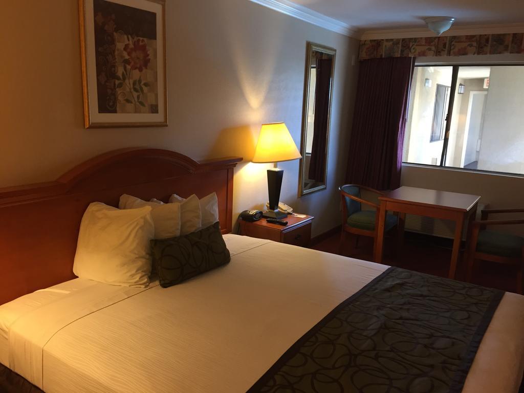Chula Vista Inn Εξωτερικό φωτογραφία